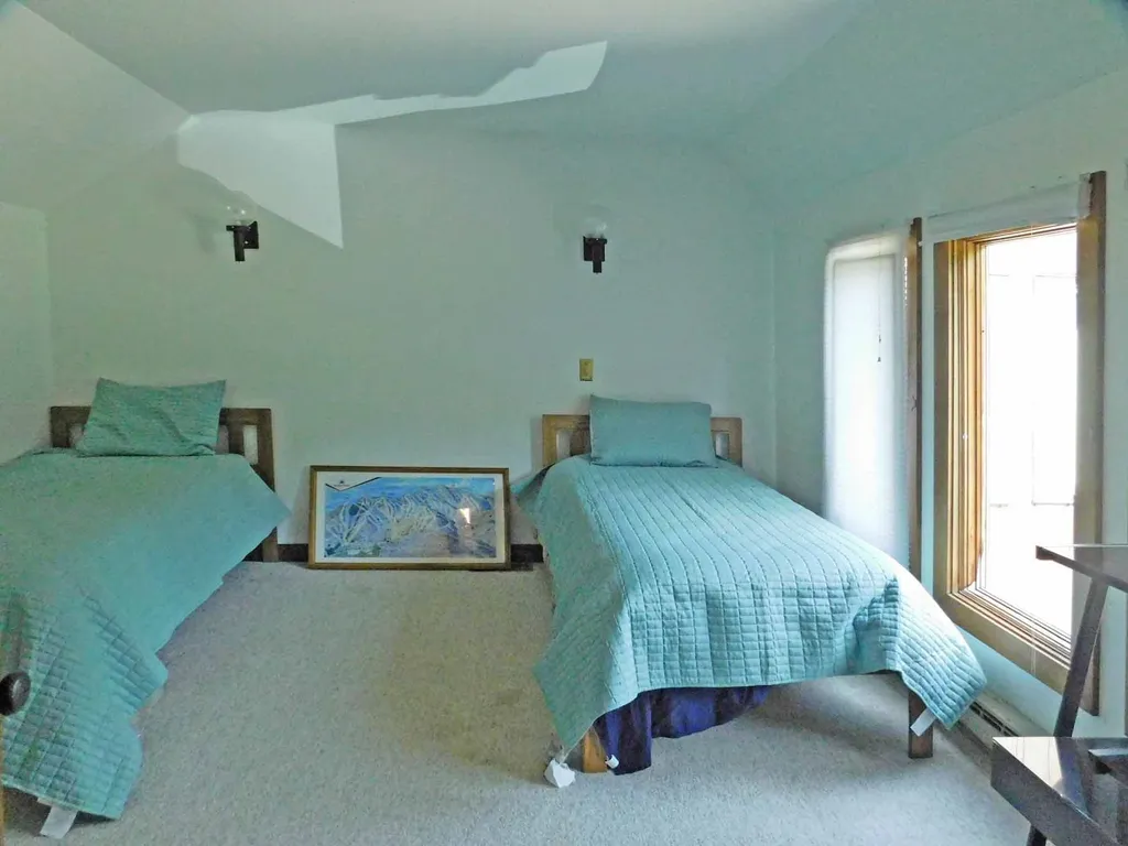 5 Battleground Road Fayston VT 05673