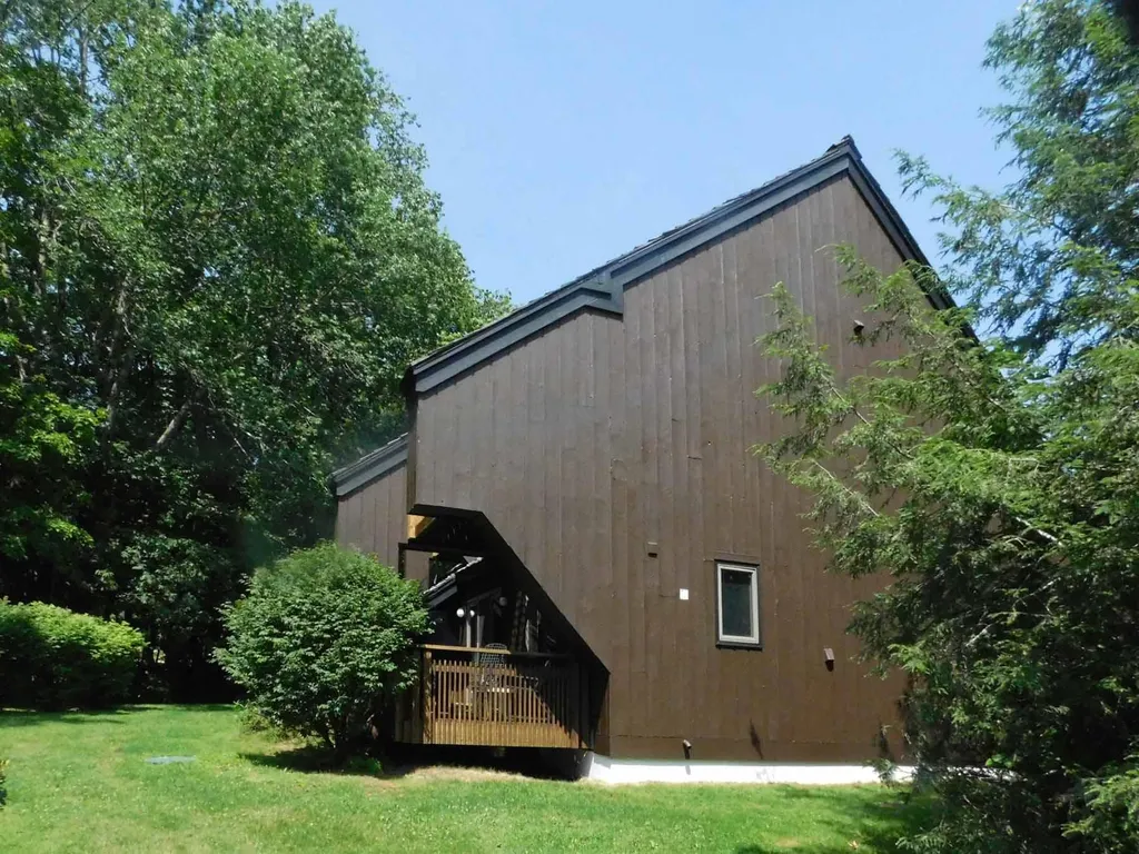 5 Battleground Road Fayston VT 05673