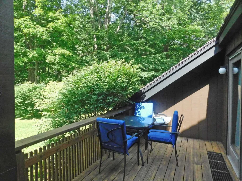 5 Battleground Road Fayston VT 05673