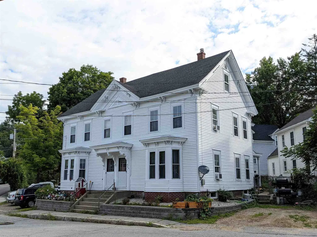 8 Maple Street Wilton NH 03086