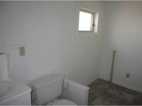 8 Maple Street Wilton NH 03086