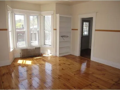 8 Maple Street Wilton NH 03086