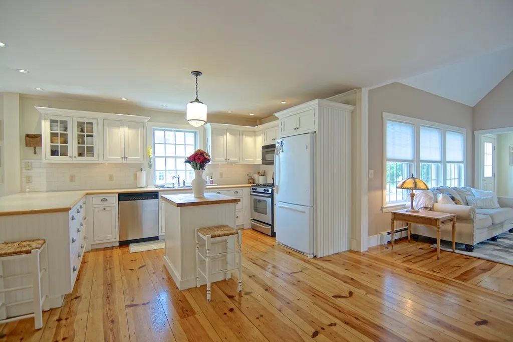 58 Spring Hill Road New Castle NH 03854