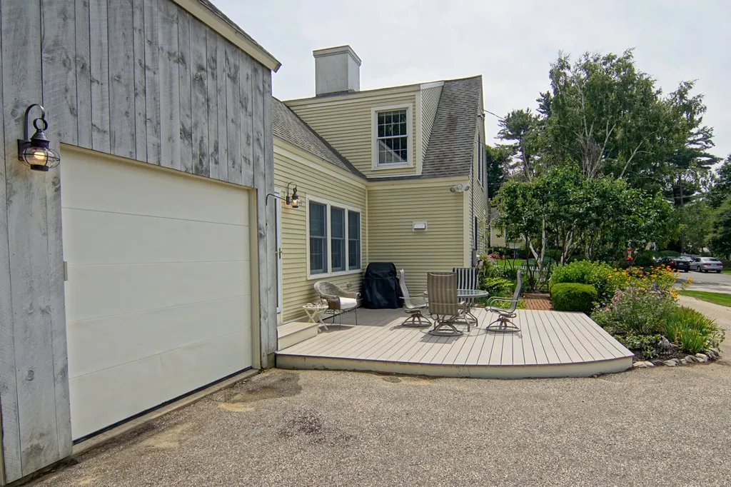 58 Spring Hill Road New Castle NH 03854