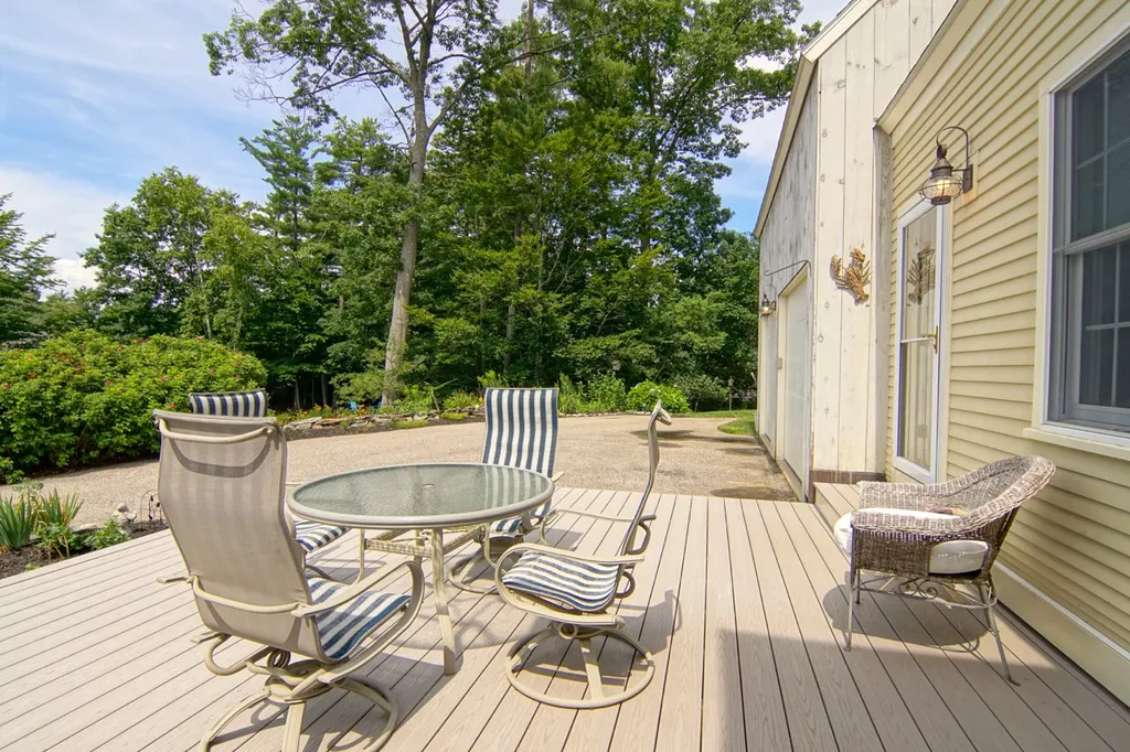 58 Spring Hill Road New Castle NH 03854