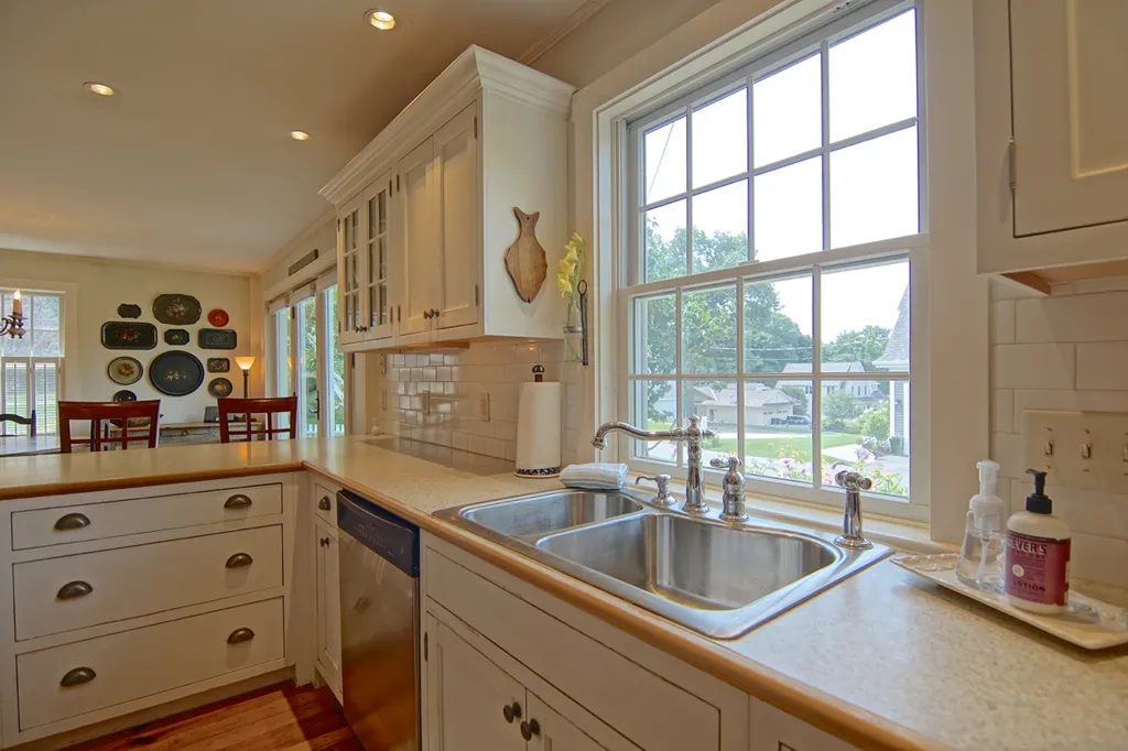 58 Spring Hill Road New Castle NH 03854