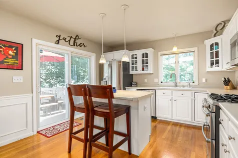 8 Wyndbrook Circle Exeter NH 03833