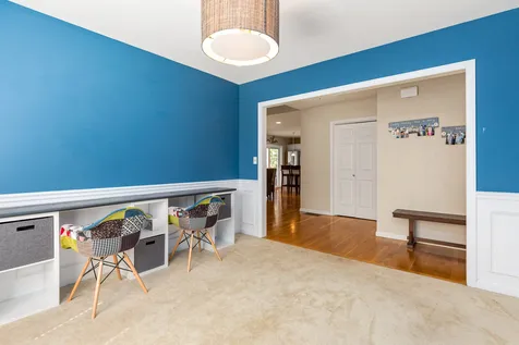 8 Wyndbrook Circle Exeter NH 03833