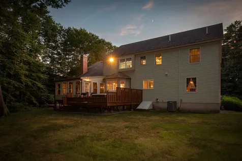 25 Fieldstone Circle Hampton NH 03842