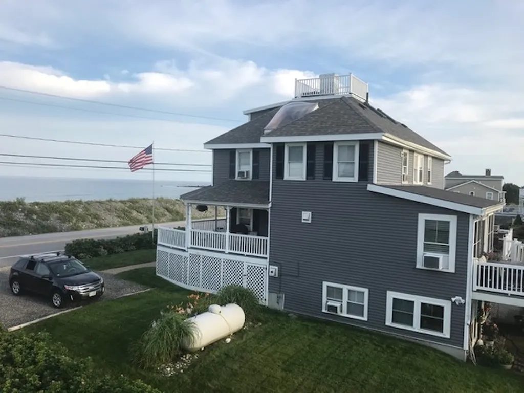 1621 Ocean Boulevard Rye NH 03870