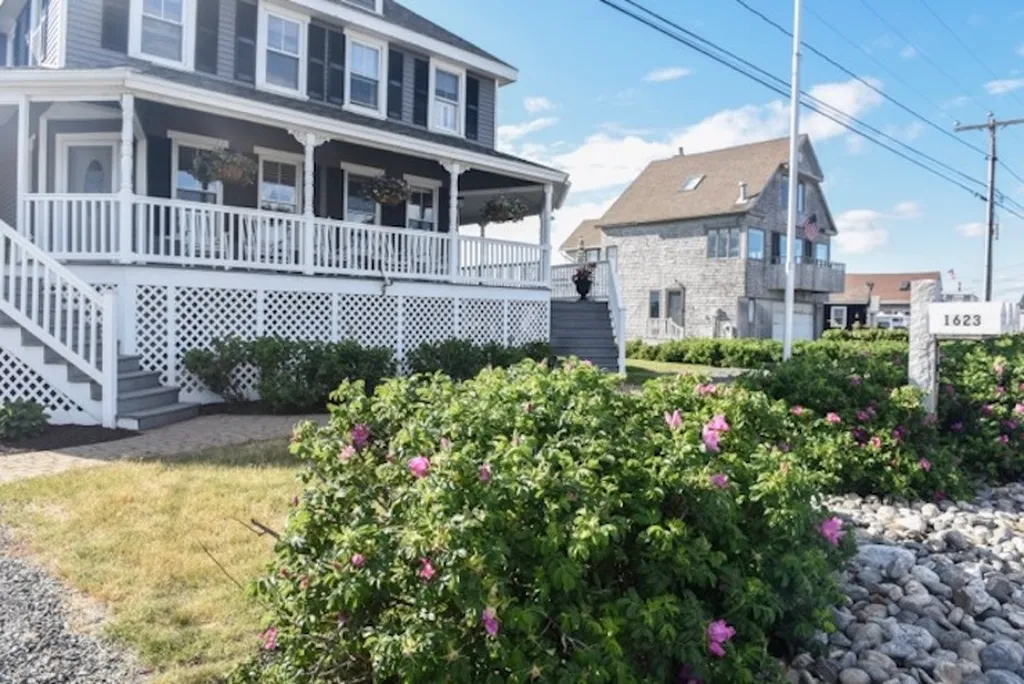 1621 Ocean Boulevard Rye NH 03870