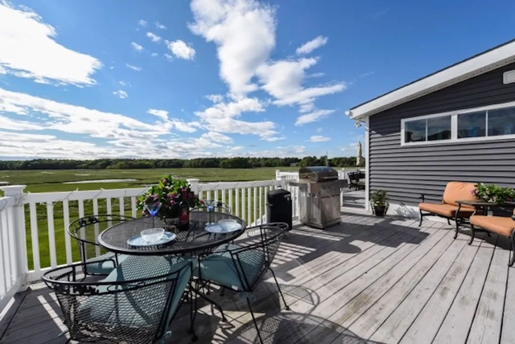 1621 Ocean Boulevard Rye NH 03870