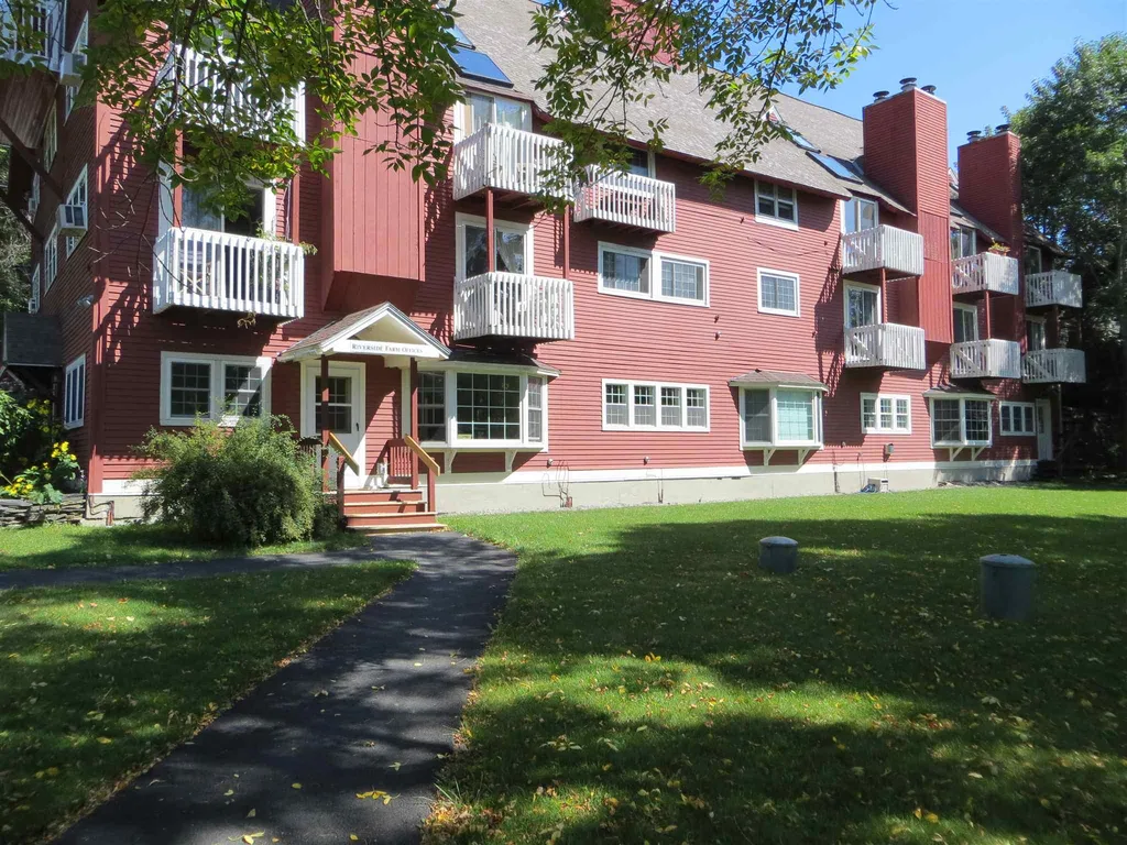 1856 Quechee Main Street Hartford VT 05059
