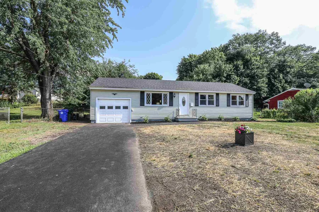 39 Wyoming Avenue Manchester NH 03103