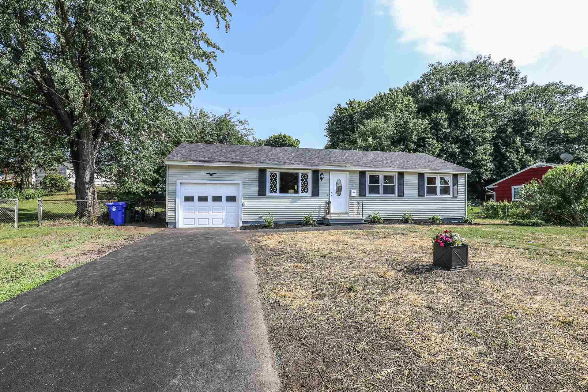 39 Wyoming Avenue Manchester NH 03103