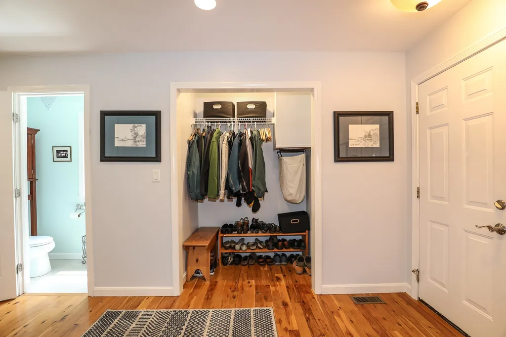 88 Twist Hill Road Dunbarton NH 03046