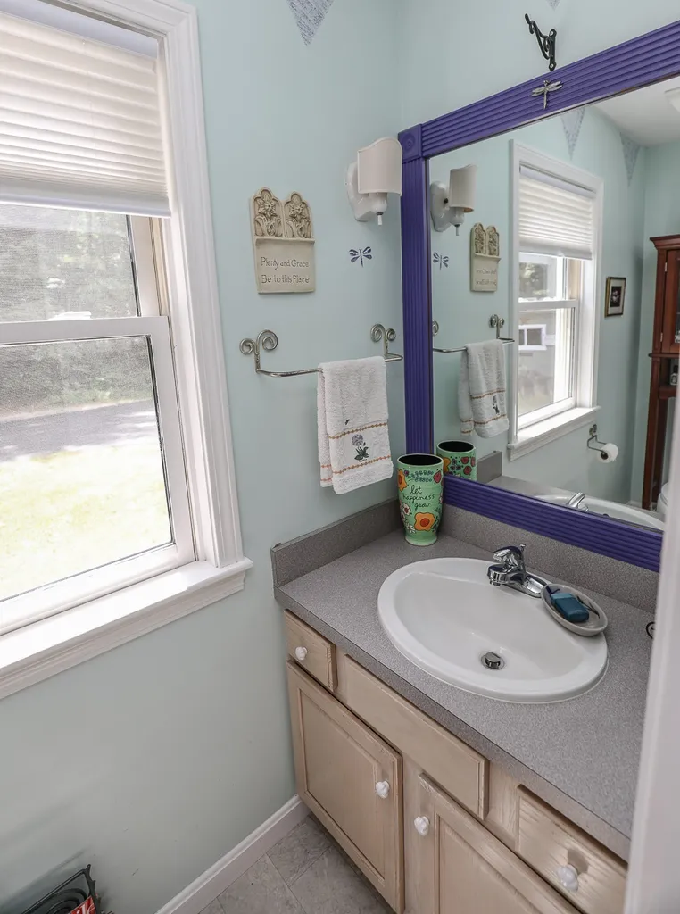 88 Twist Hill Road Dunbarton NH 03046