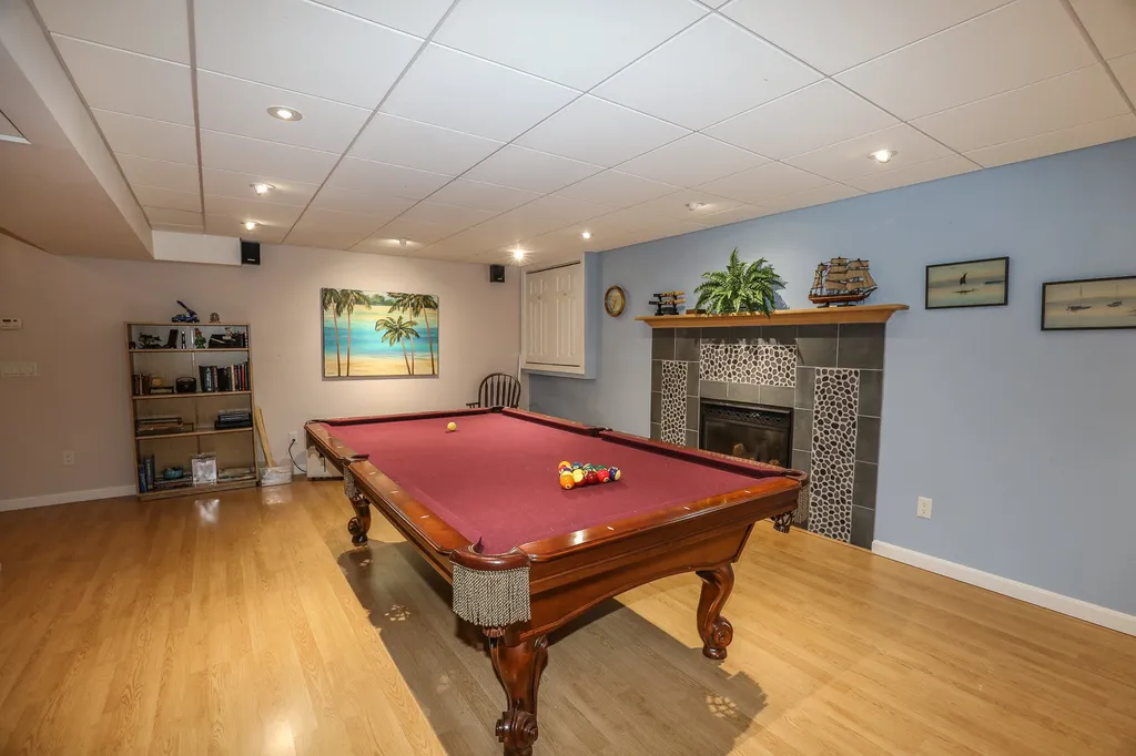 88 Twist Hill Road Dunbarton NH 03046