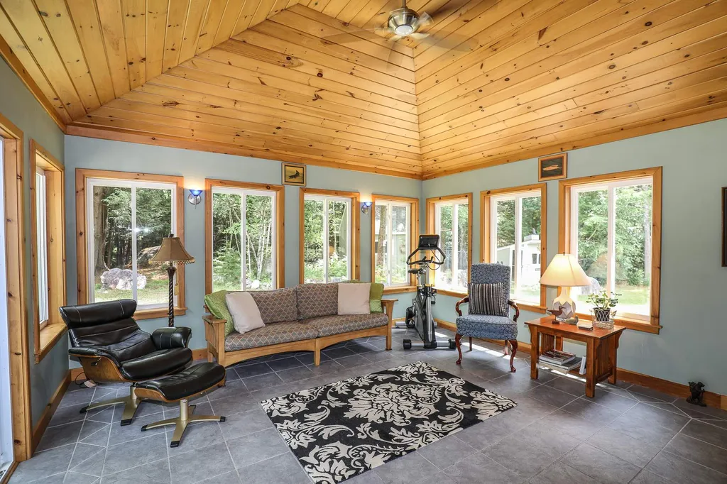 88 Twist Hill Road Dunbarton NH 03046