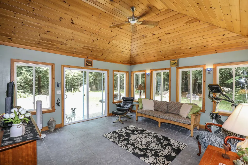 88 Twist Hill Road Dunbarton NH 03046