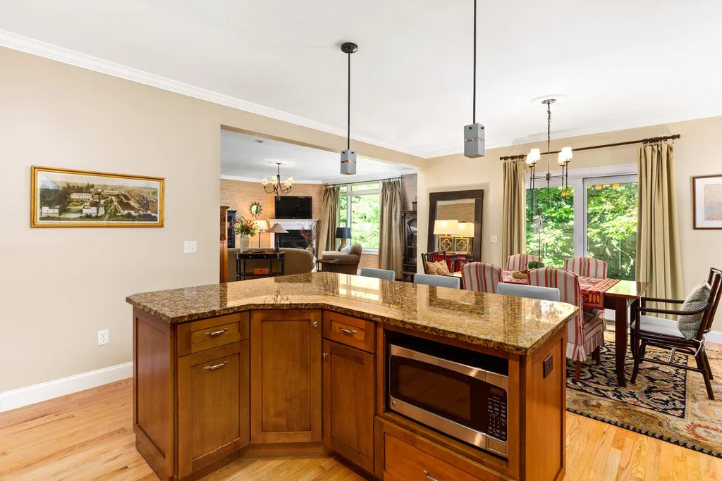 1177 Sagamore Avenue Portsmouth NH 03801