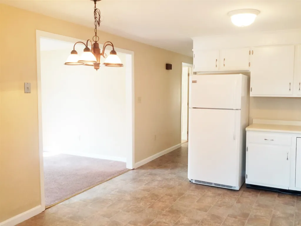 5 Hemlock Street Hampton NH 03842