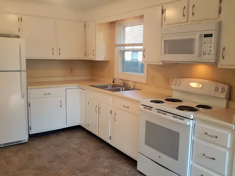 5 Hemlock Street Hampton NH 03842