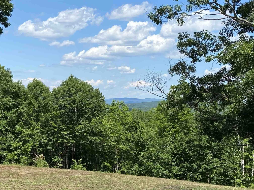 184 Clough Sanborn Hill Road Webster NH 03303
