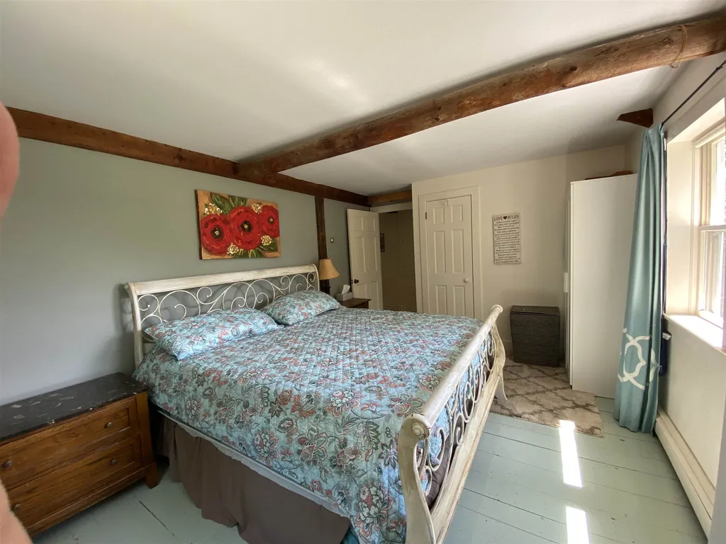 184 Clough Sanborn Hill Road Webster NH 03303
