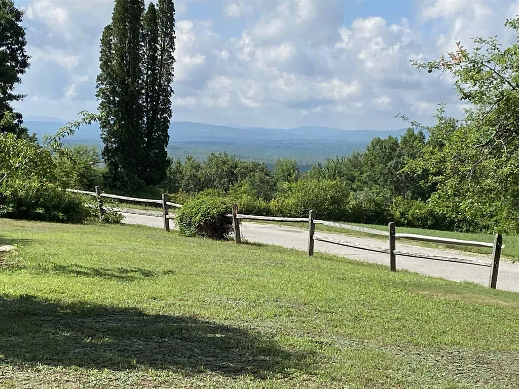 184 Clough Sanborn Hill Road Webster NH 03303