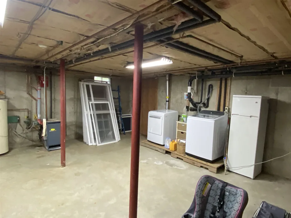 184 Clough Sanborn Hill Road Webster NH 03303