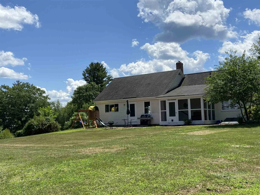 184 Clough Sanborn Hill Road Webster NH 03303