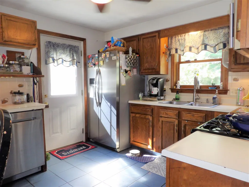 5 Esker Drive Franklin NH 03235