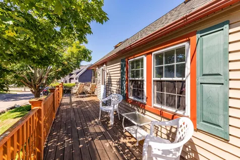 21 Fernald Court Portsmouth NH 03801-5205