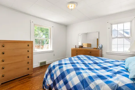 21 Fernald Court Portsmouth NH 03801-5205