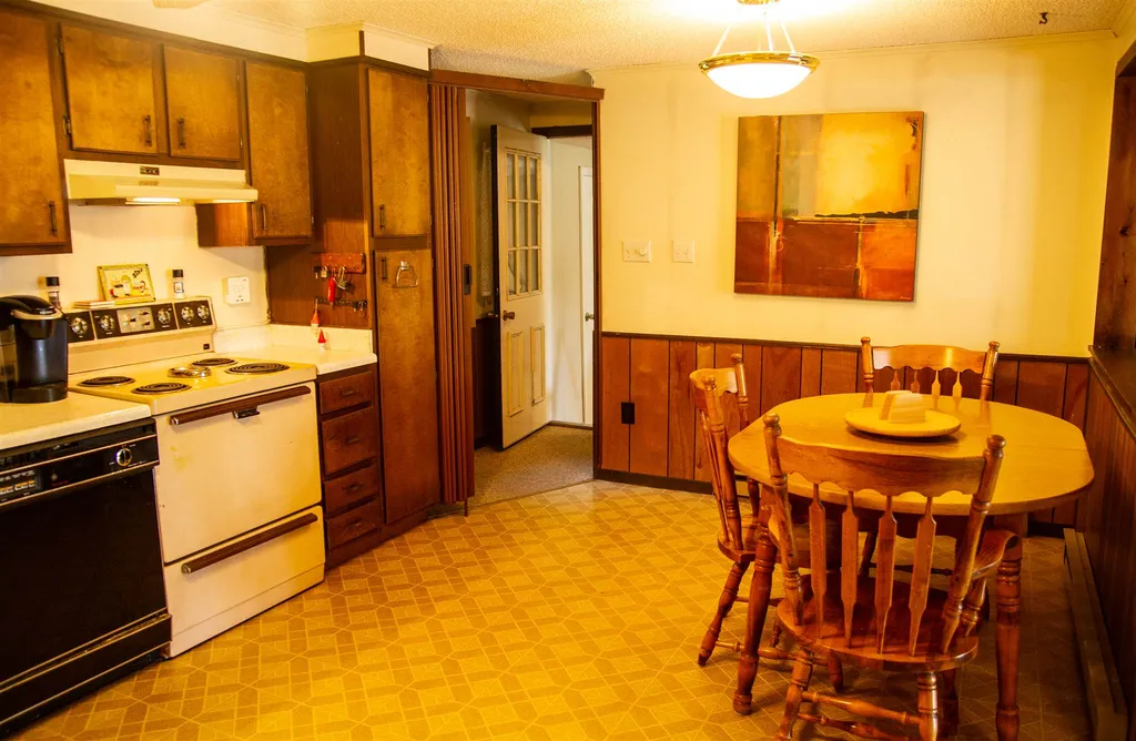 119 Krainewood Drive Moultonborough NH 03254