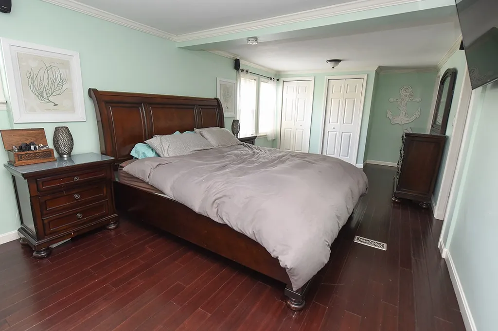 10 Slippery Rock Drive North Hampton NH 03862