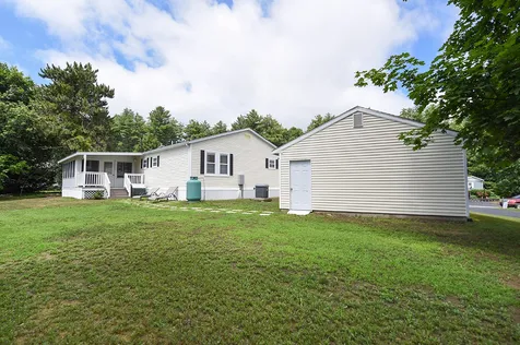 10 Slippery Rock Drive North Hampton NH 03862