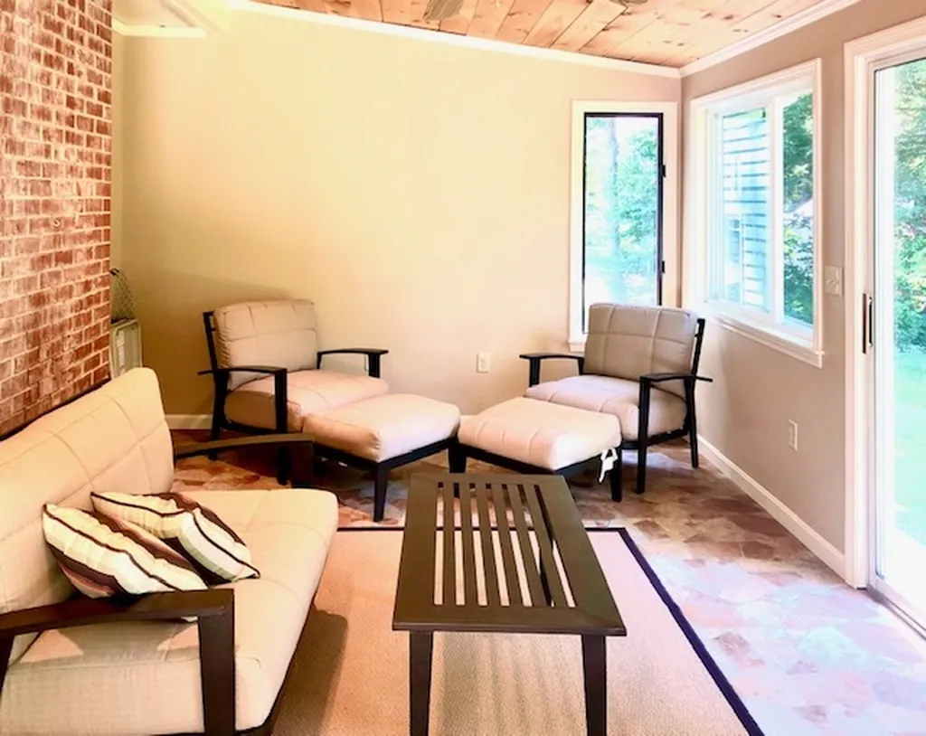 80 F W Hartford Drive Portsmouth NH 03801