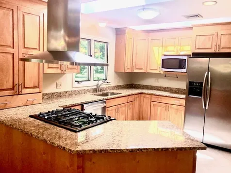 80 F W Hartford Drive Portsmouth NH 03801