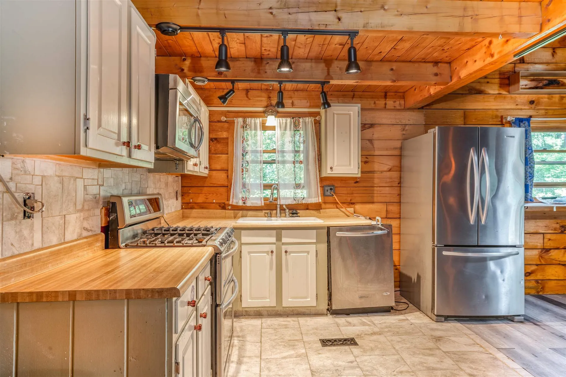 84 Sawyer Brook Road Orford NH 03777