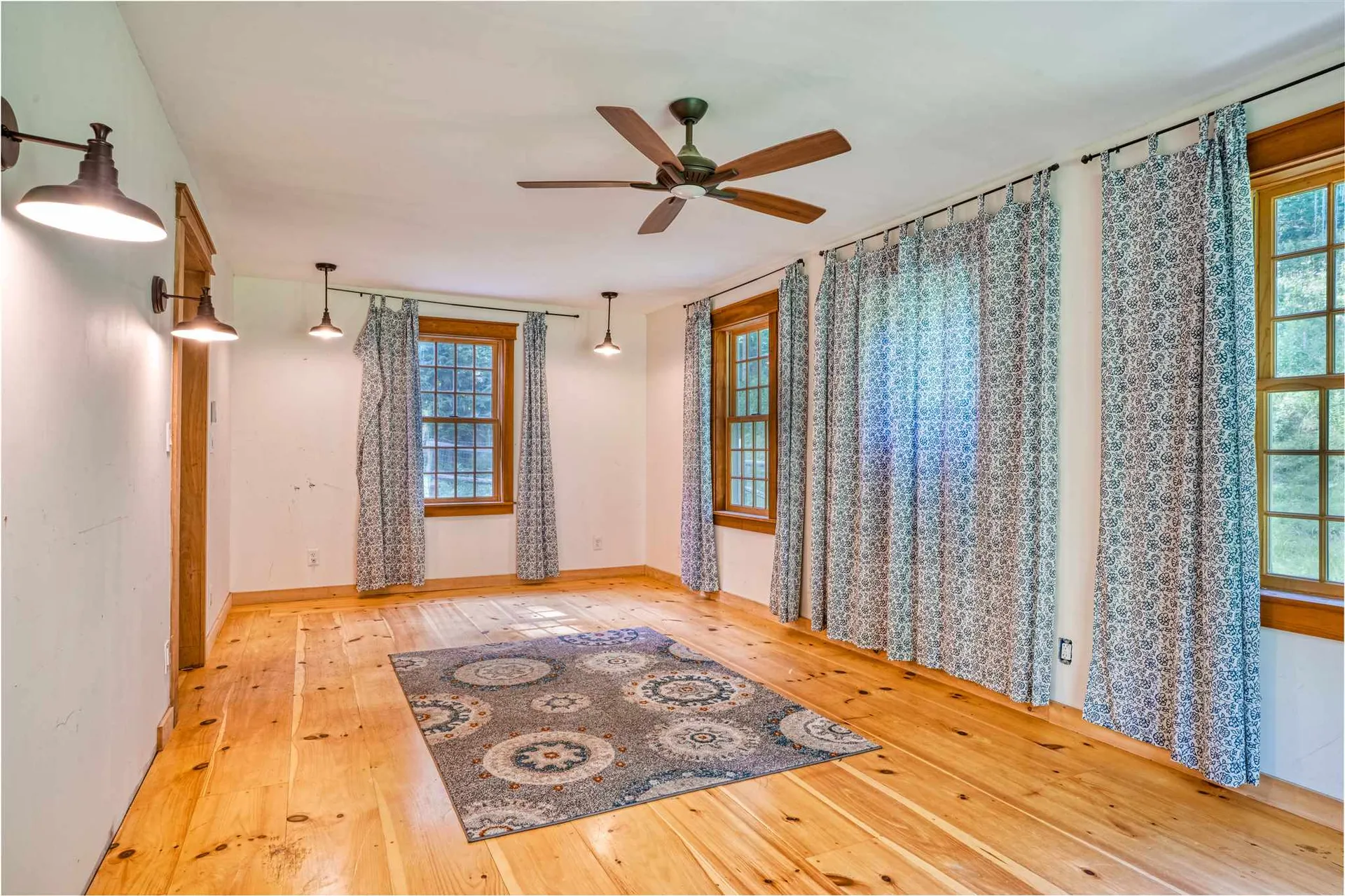 84 Sawyer Brook Road Orford NH 03777