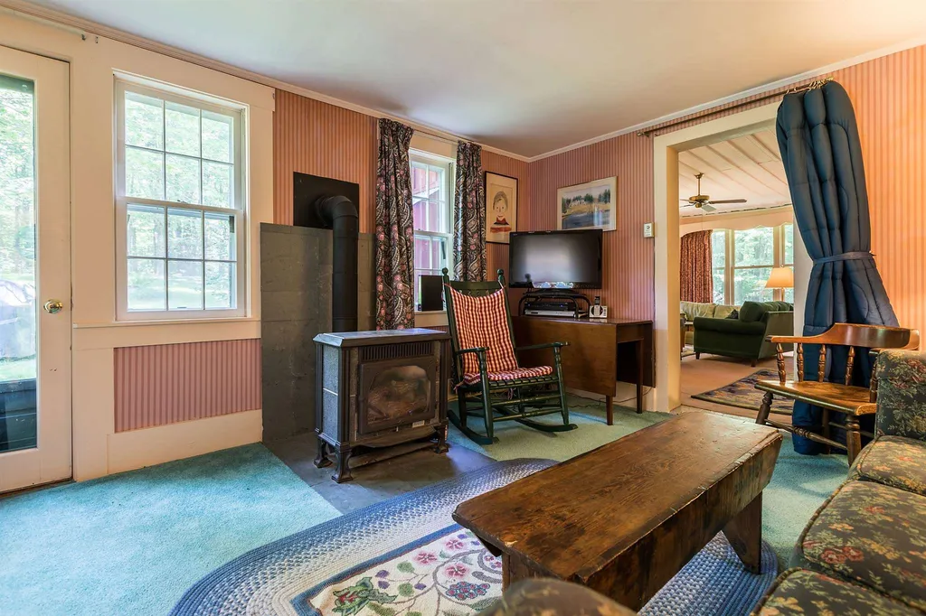 89 Stone Place Road Peru VT 05152
