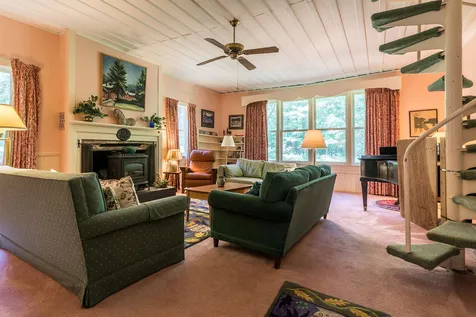 89 Stone Place Road Peru VT 05152