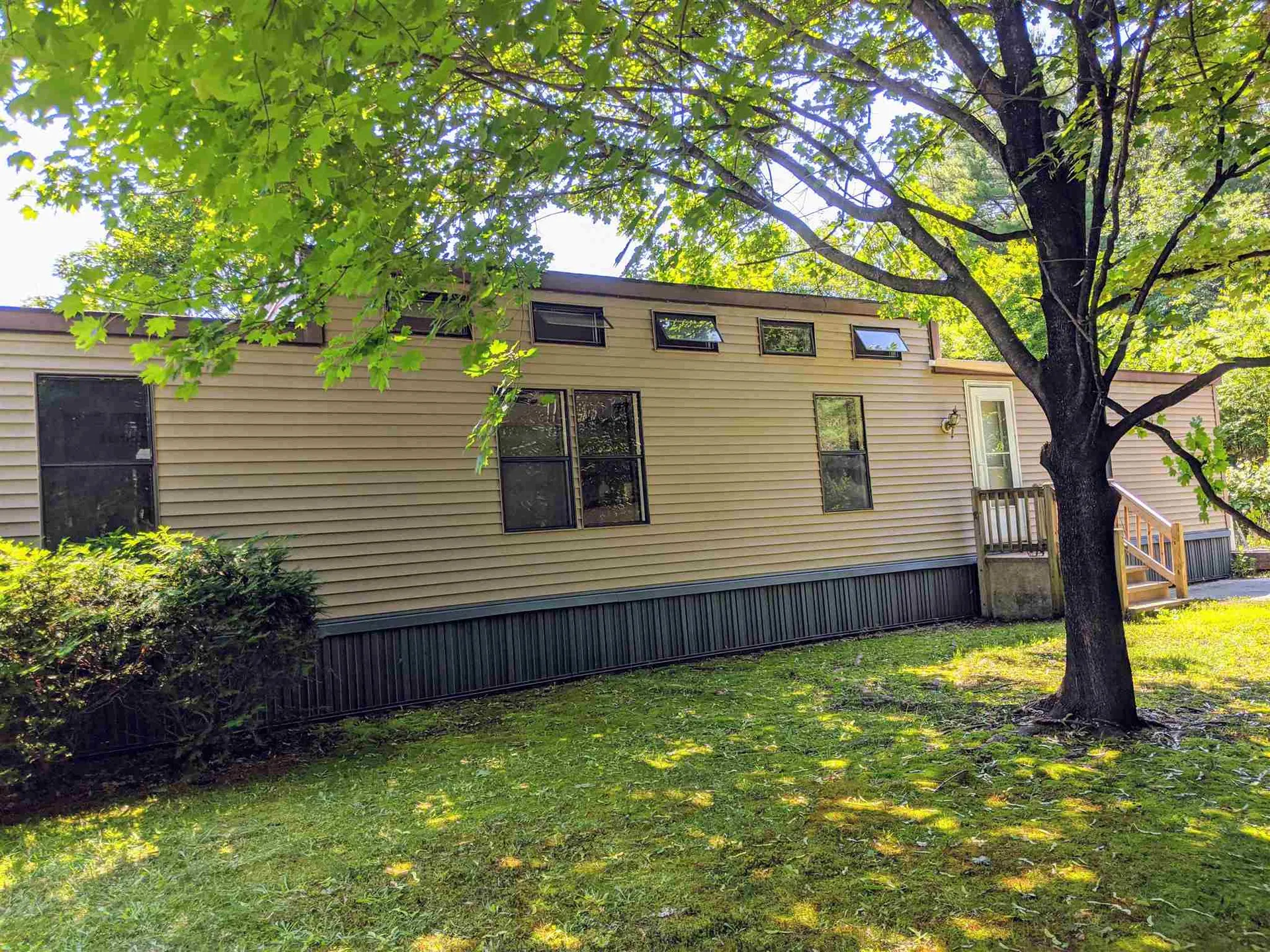 9 Daffodil Hill Lane Rochester NH 03868