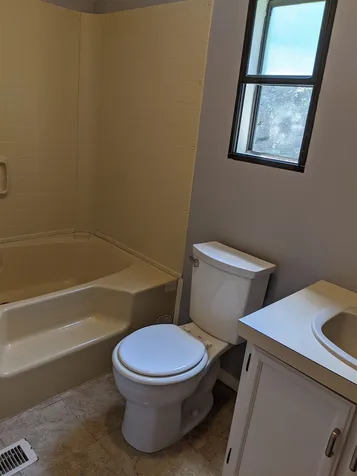 9 Daffodil Hill Lane Rochester NH 03868