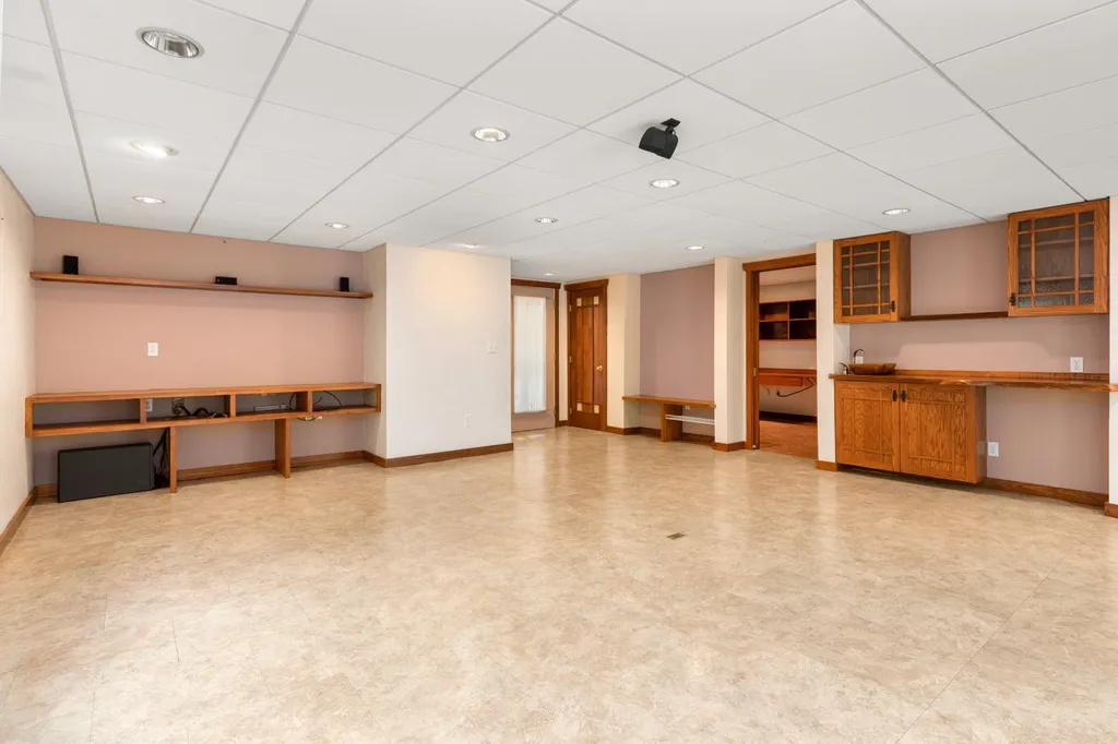 40 Aspen Drive Strafford NH 03884