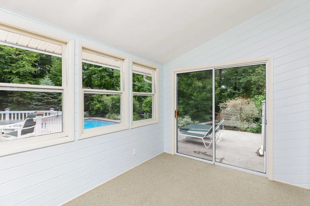 40 Aspen Drive Strafford NH 03884