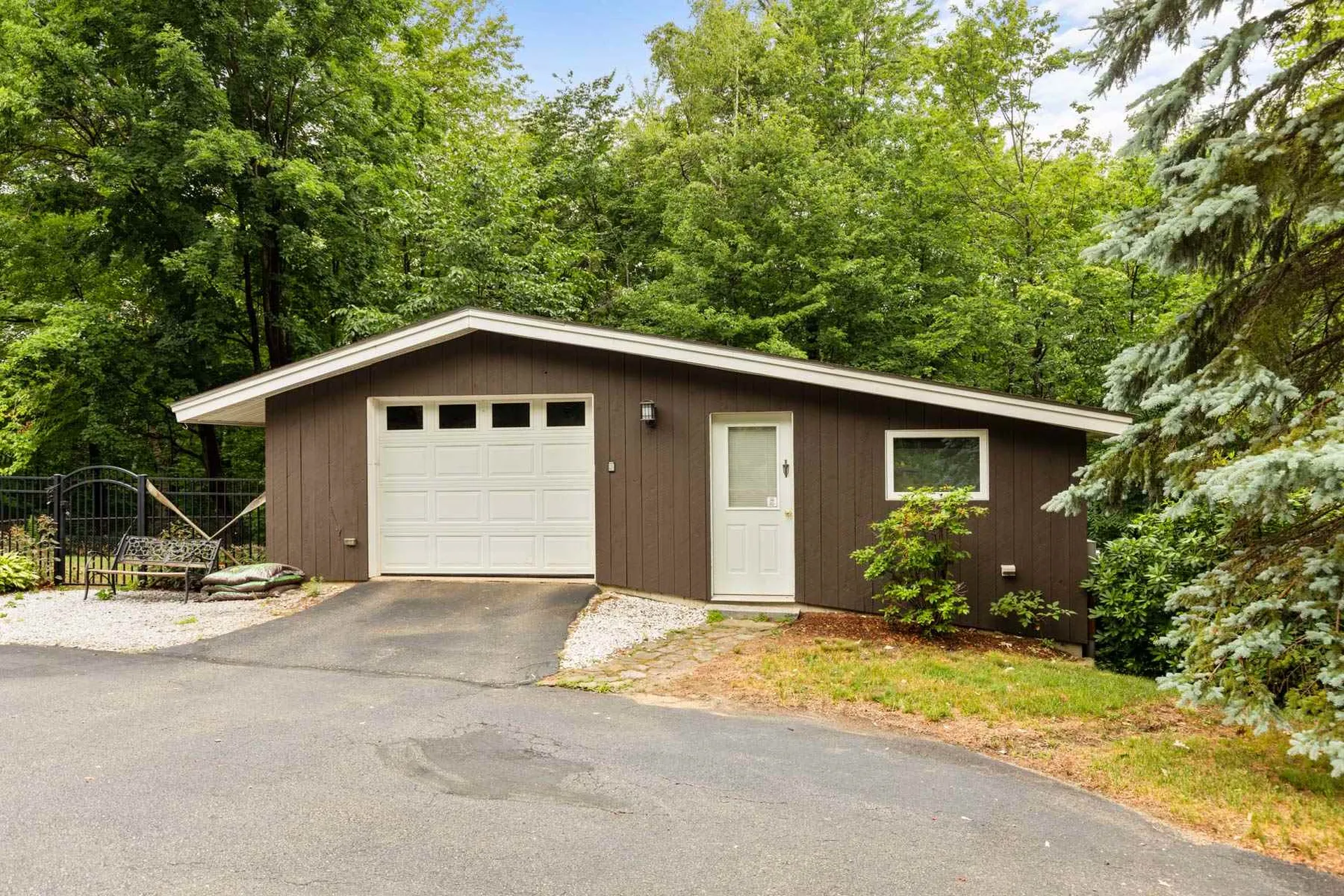 40 Aspen Drive Strafford NH 03884