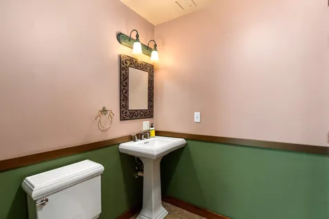 40 Aspen Drive Strafford NH 03884